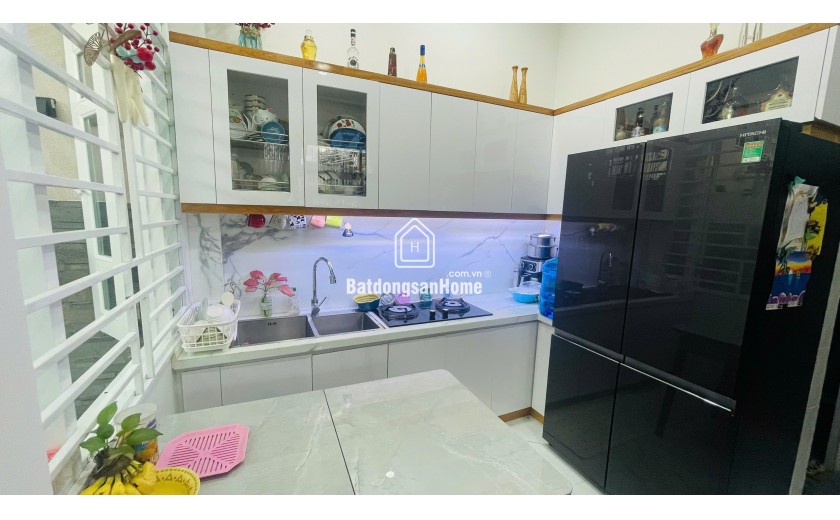 Bán Nhà 3 Tầng Gần Biển Hòn Chồng – Vĩnh Hải, Bắc Nha Trang – Sân Ô Tô, Nội Thất Cao Cấp